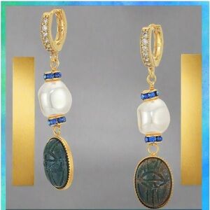 NWT Shashi Harlow Gold Pearl Green Stone Drop Earrings